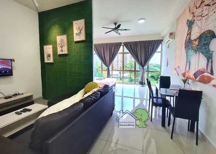Studio Lake View At Palazio Mount Austin Ikea Aeon Free Netflix By Gdragon Homestay